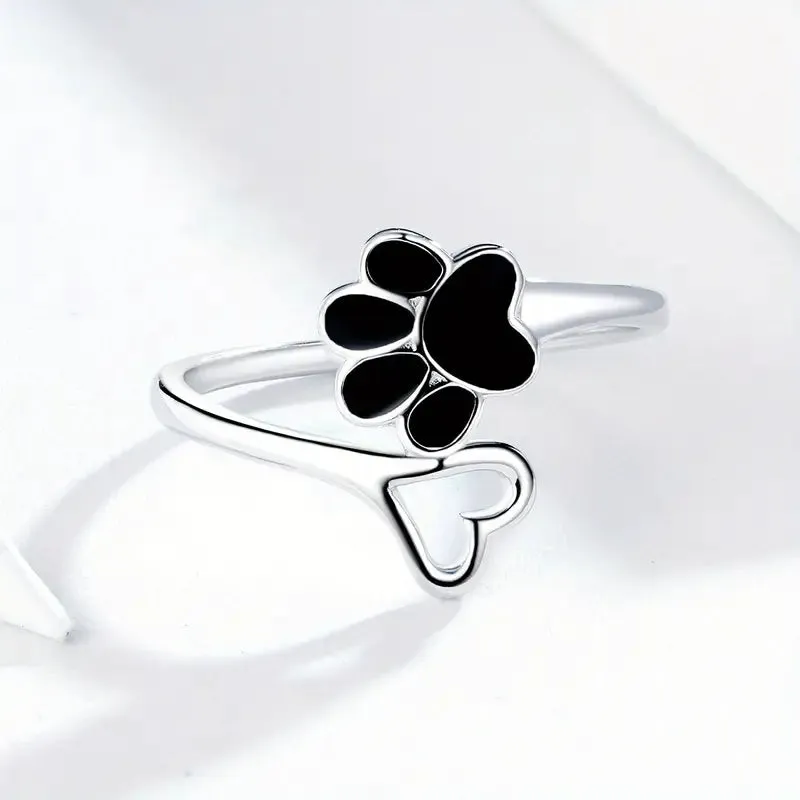 Dog Paw Wrap Ring