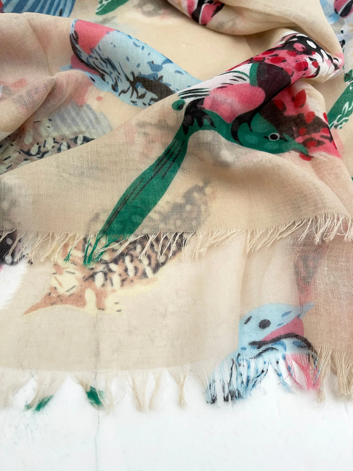 LIGHTWEIGHT BEIGE BIRDS AND FEATHERS SCARF