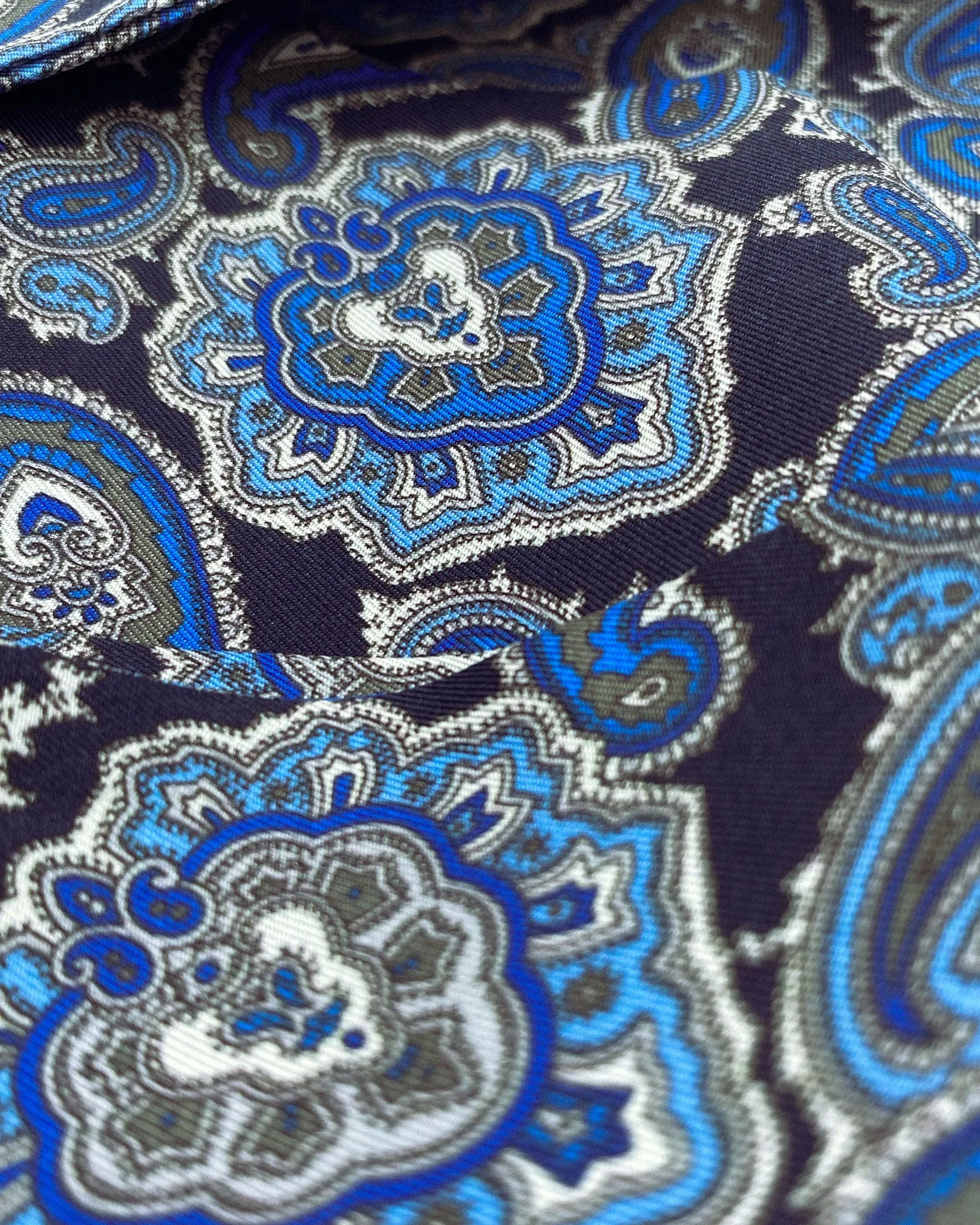 Men's Silk Aviator Scarf in Paisley - The Dezon Aviator